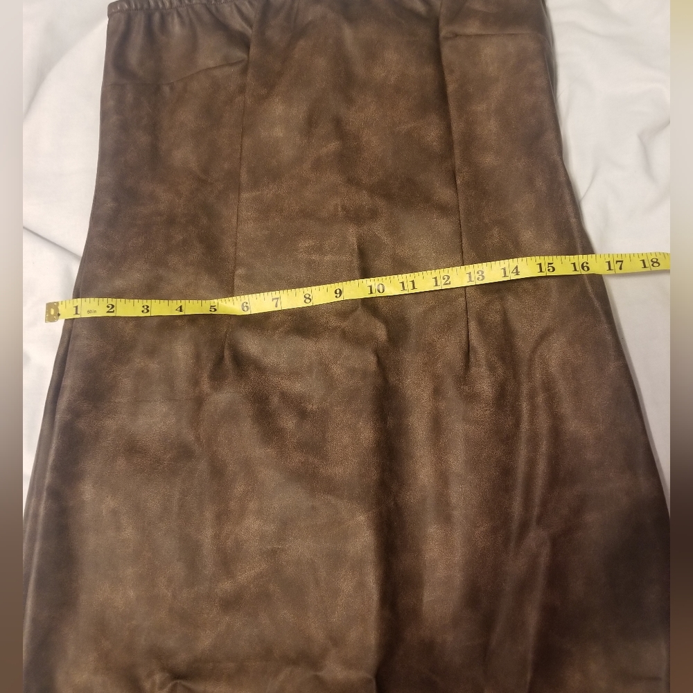 NWOT Prettylittlething Shape Brown Washed Effect Faux Leather Size 6 - Picture 14 of 14